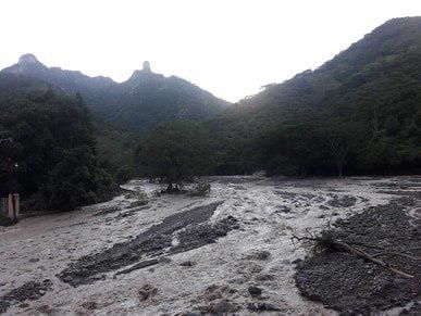 Llevan apoyos a Jocuixtle, Pueblo Nuevo