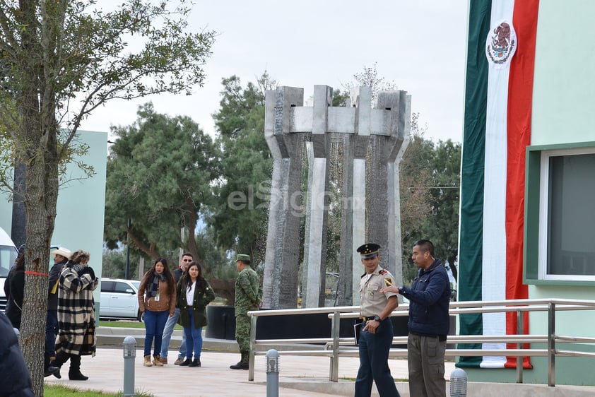 Estado entrega el nuevo Hospital Militar de Torreón