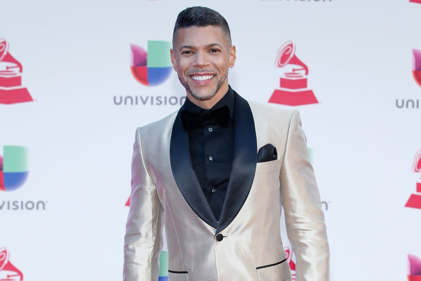 Wilson Cruz.