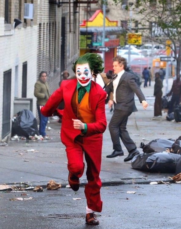 Filtran escena de persecución del Joker de Joaquin Phoenix