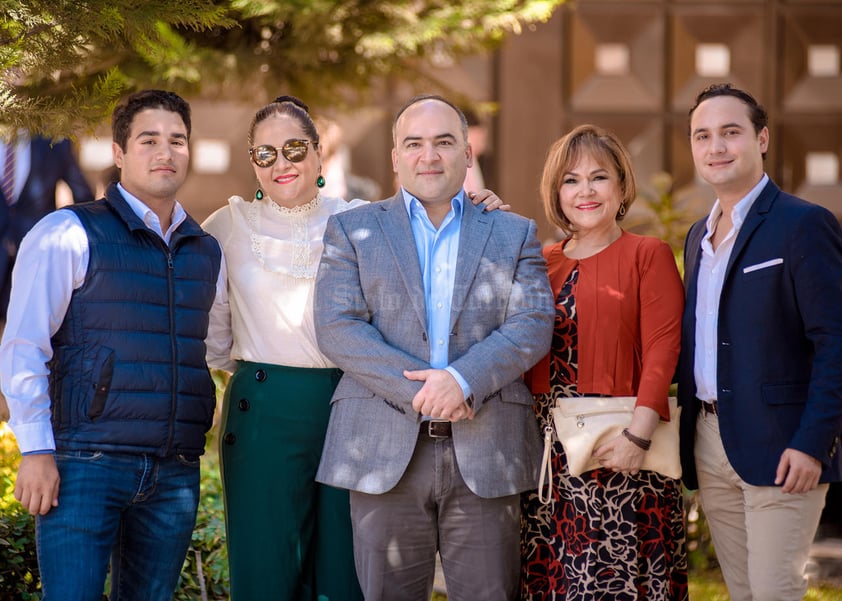 Emiliano Melin,Ana Melin,Memo Melin,Cristina Madrigal y Rodolfo Melin.