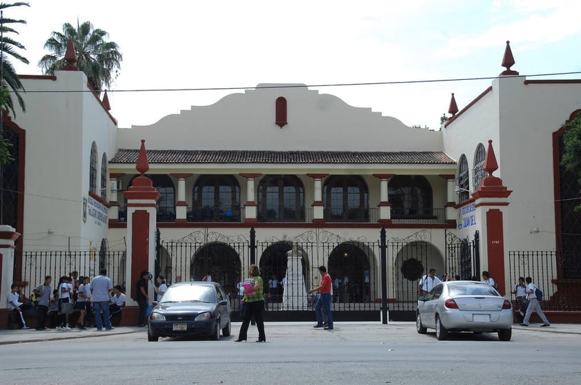 Escuela Juan de la Cruz Borrego.