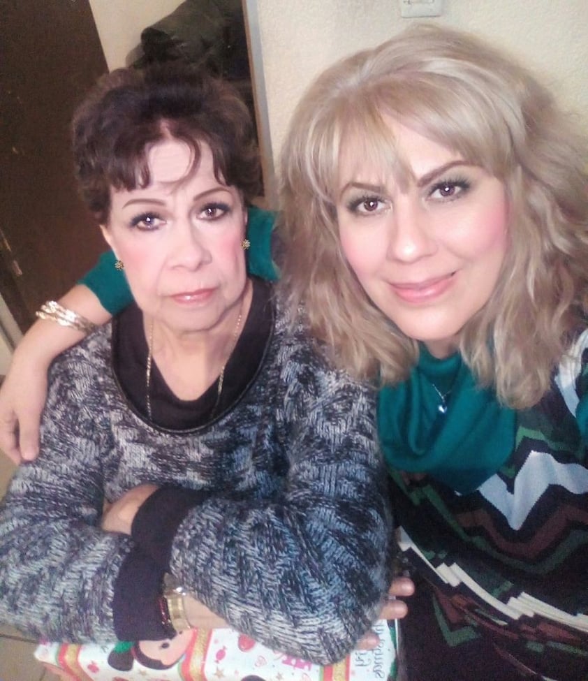 24012019 Caro y Cecy García.