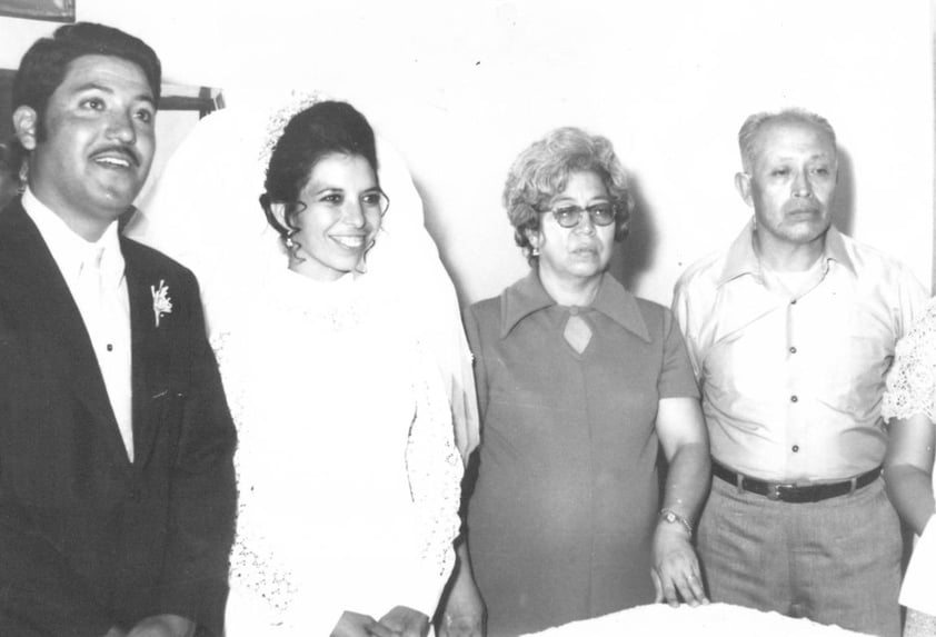 Ramón Pérez Rivera, Beatriz Aguirre Torres, Beatriz Pérez Aguirre y José Ramón Ocón Acosta en 1970.