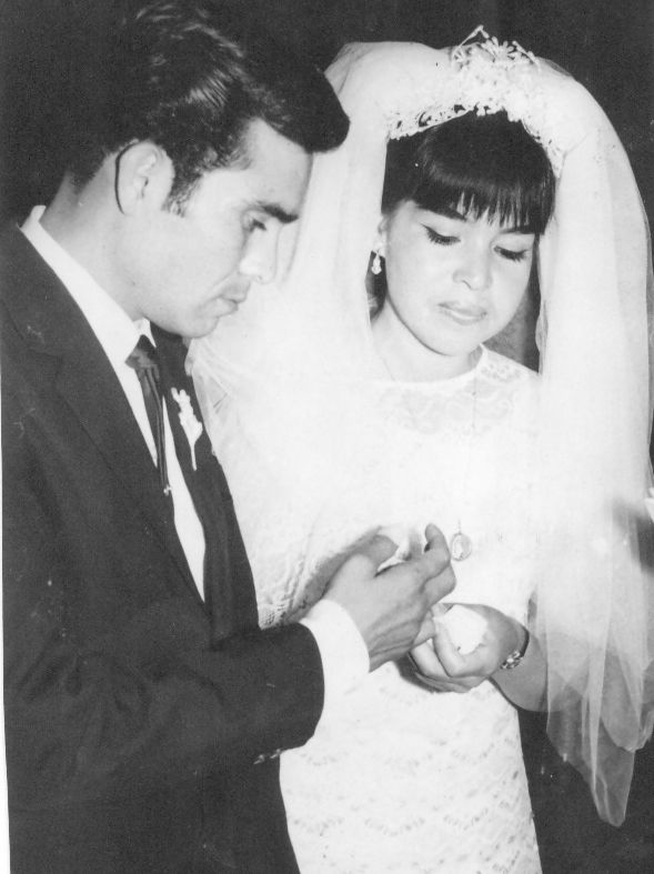 17022019 Eliseo Veloz Regalado y Soledad FÃ©lix Lozano contrajeron nupcias el 14 de febrero de 1970.