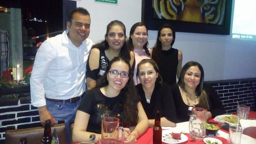 Tino, Betty, Kenia, Yazmín, Marzieh, Susy y Perla