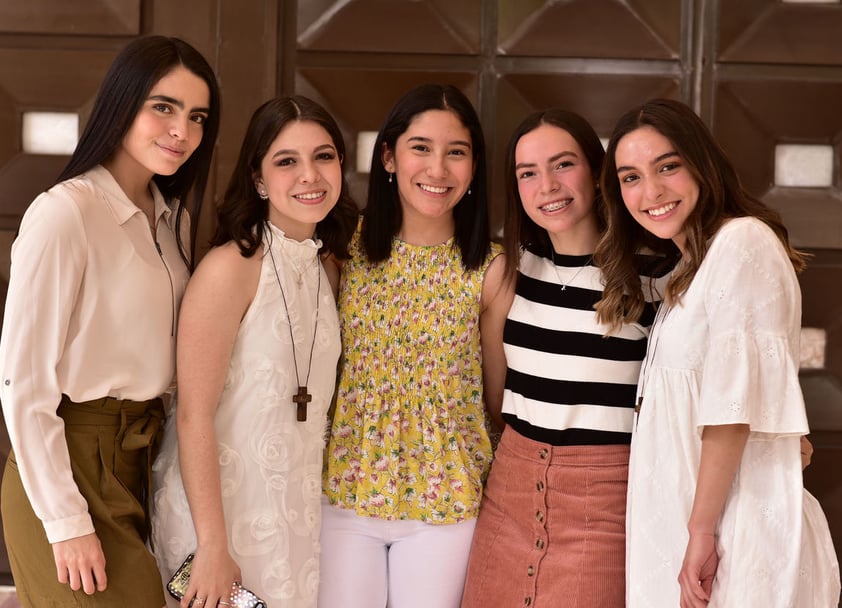 Natalia, Daniela, Ana Carmen, Luisa y Fernanda.