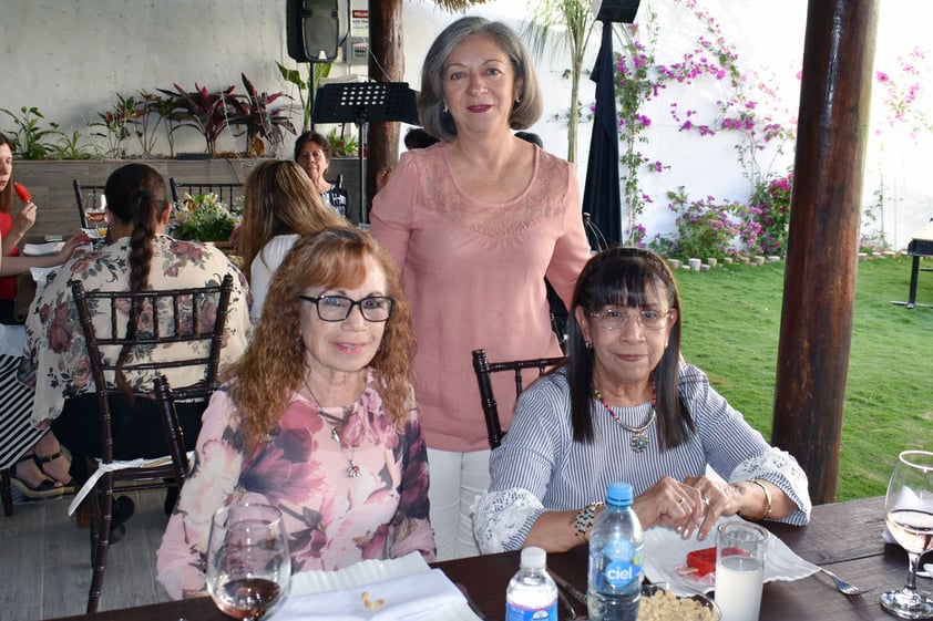 07032019 Lucy, Mary y Gaby.