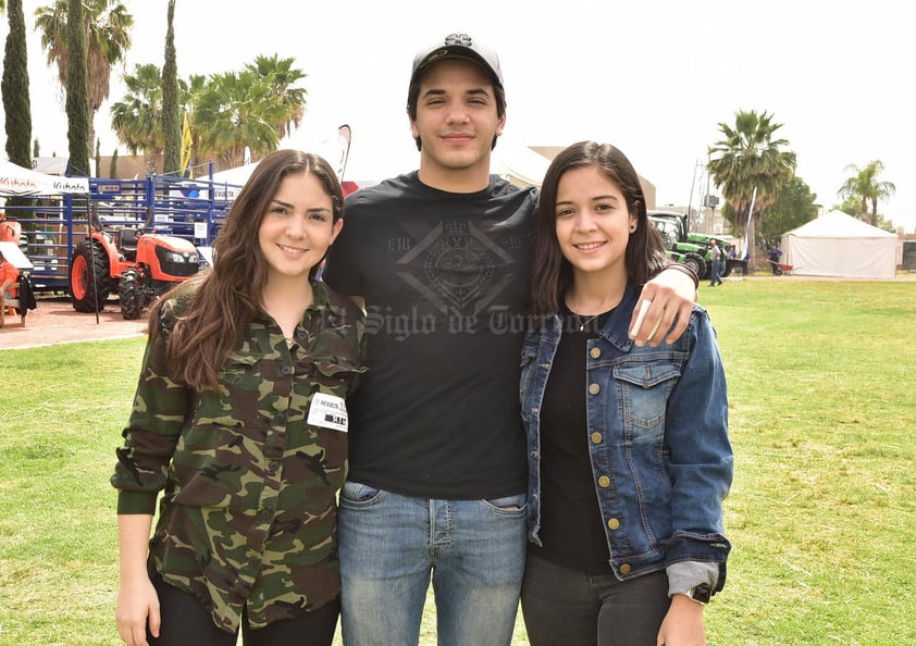 Brenda, Carlos y Fernanda