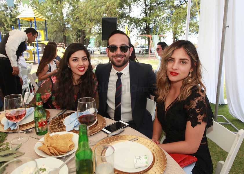 Ale Miranda, Humberto Gutiérrez y Marcela Romo.