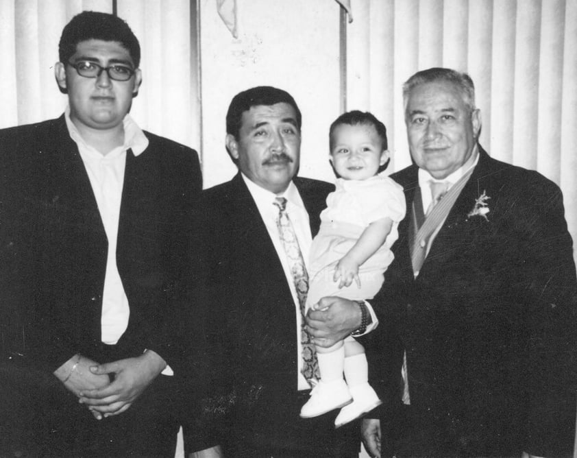 Cuatro generaciones: Óscar, Gerardo, Gerardo y Héctor Rimada.