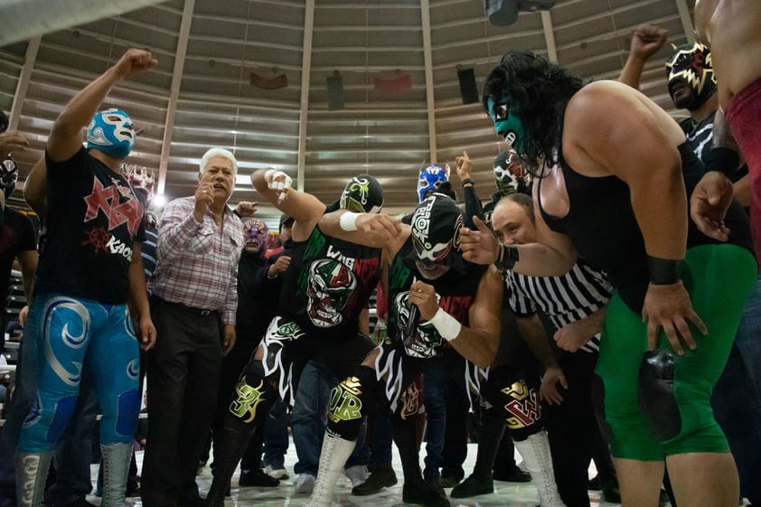 Blue Demon Jr, Canek Jr, e Hijo del Espectro Jr vencieron a Dr. Wagner Jr, Hijo del Dr. Wagner y Galeno del Mal, dieron una espectacular lucha.