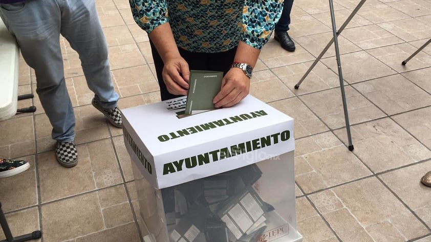 Duranguenses salen a votar por nuevos alcaldes