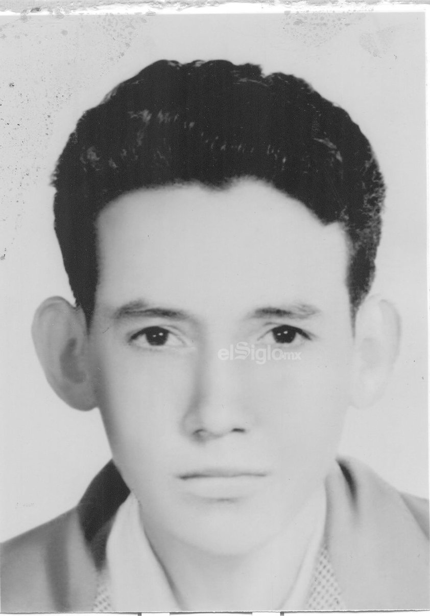 Leonel Rodríguez a la edad de 15 años radicando en El Mineral de Nueva Rosita, Coahuila.