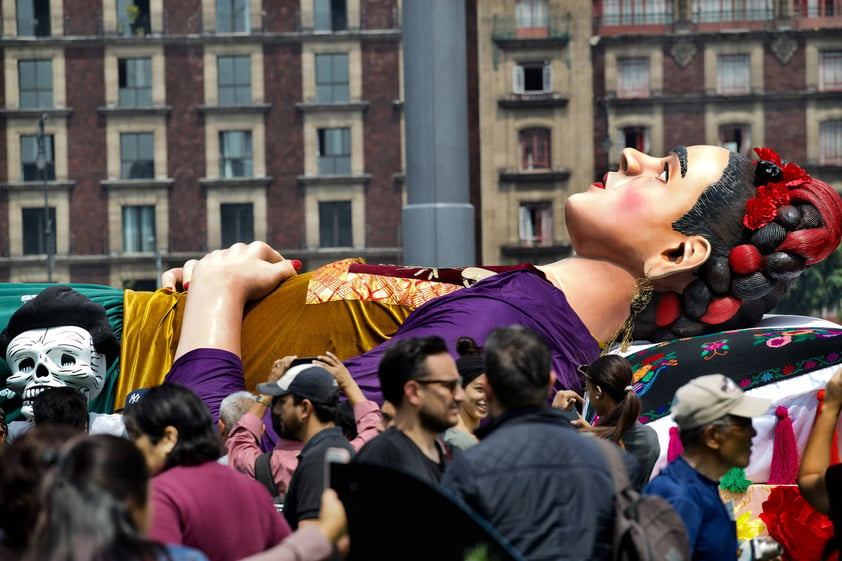 Conmemoran 112 años del natalicio de Frida Kahlo