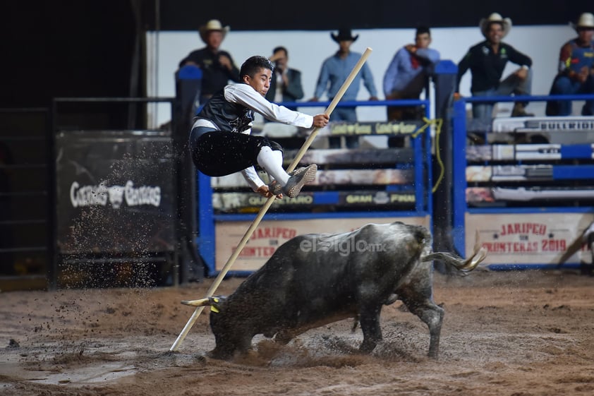 Jaripeo Sin Fronteras

Coliseo Centenario