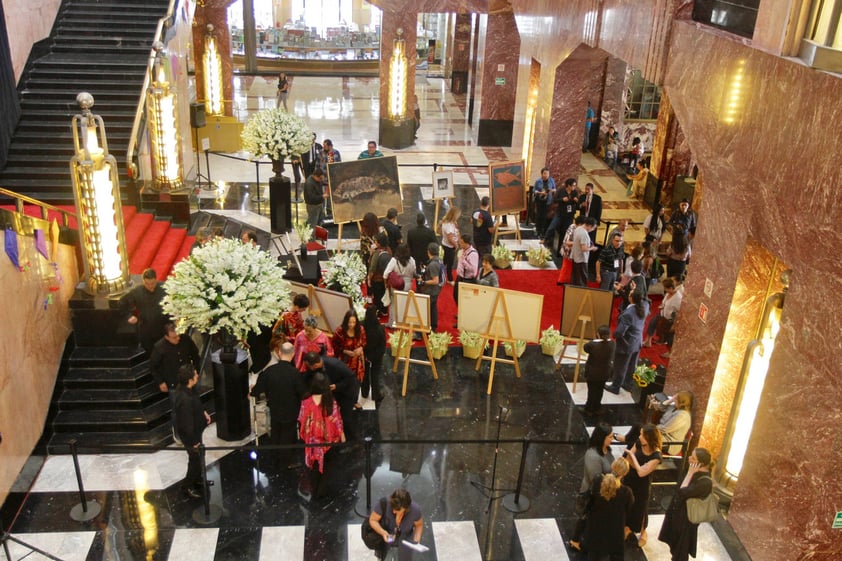 Ofrenda a Francisco Toledo en el Palacio de Bellas Artes en la Ciudad de México.