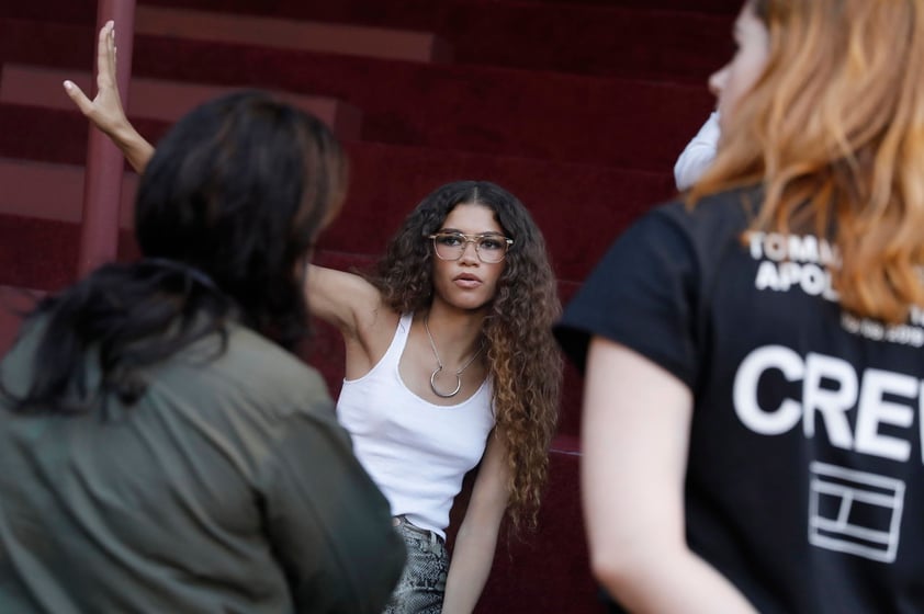 'Cuando empezamos a diseñar la colección, Zendaya se inspiró en los 70, que yo llevo en el corazón, ya que empecé mi negocio en esa década. Me emocionó mucho la idea. Y parte de la inspiración era el Harlem de los 70, así que se le ocurrió que quizás deberíamos mostrarla en el Apollo', dijo entre bambalinas Hilfiger.