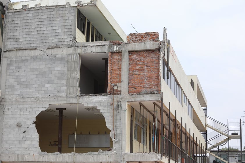 Áreas dañadas del Colegio Rébsamen, en Ciudad de México.