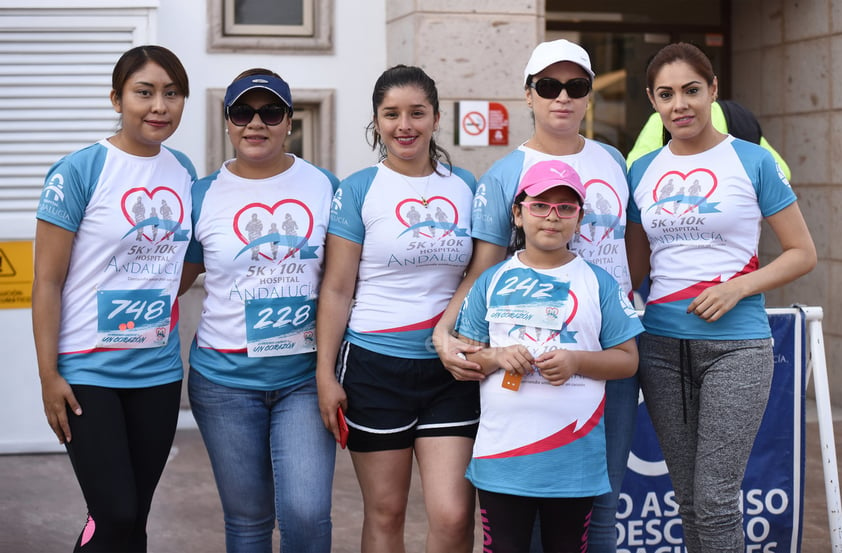 Tatiana, Ariana, Vanessa, Adela, Valentina y María.