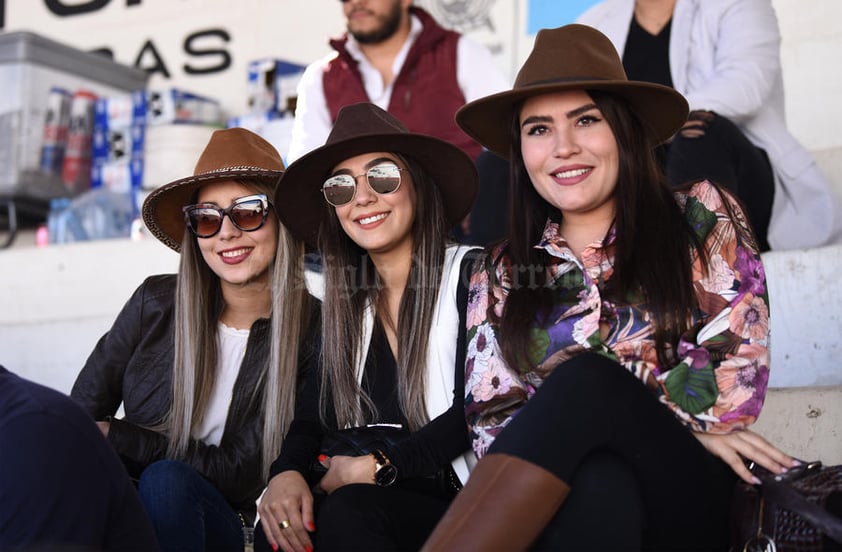 01112019 Astrid Rentería, Adriana Ayala y Deborah Cervantes.