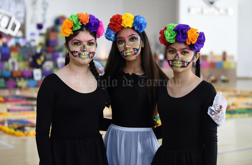 05112019 CATRINAS.  Cynthia, Andrea y Fernanda.