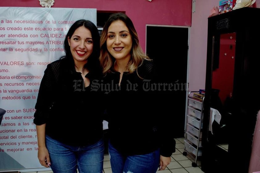 22112019 FESTEJAN ANIVERSARIO DE SALóN.  Karla Lerdo de Tejada y Karla Fernández.