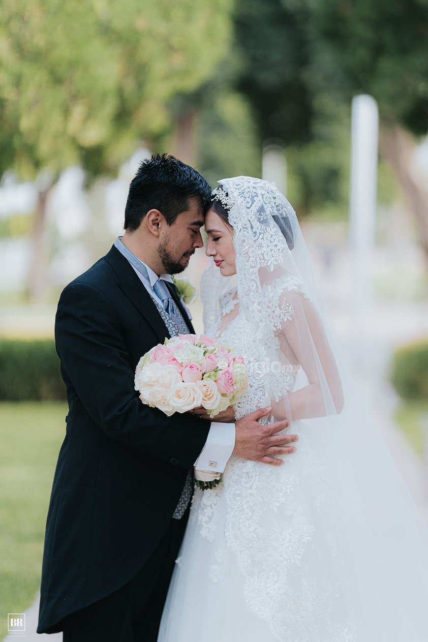 El 12 de octubre, contrajeron nupcias en una bella ceremonia religiosa, Mirsa Elizabeth Jiménez lcántar y Carlos Juárez Esquivel. La misa fue oficiada por el sacerdote Gerardo Zataráin García en la Parroquia Los Ángeles. Sus padres son Juan Manuel Jiménez Valdés, Noemí Elizabeth Alcántar Silva; Carlos Juárez Méndez y María Mayola Esquivel Ramírez.