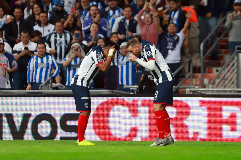 Rayados de Monterrey derrota 2-1 a Necaxa en la ida de las semifinales de la Liga MX