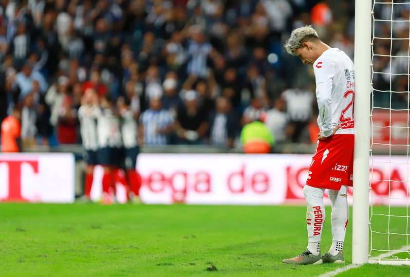 Rayados de Monterrey derrota 2-1 a Necaxa en la ida de las semifinales de la Liga MX