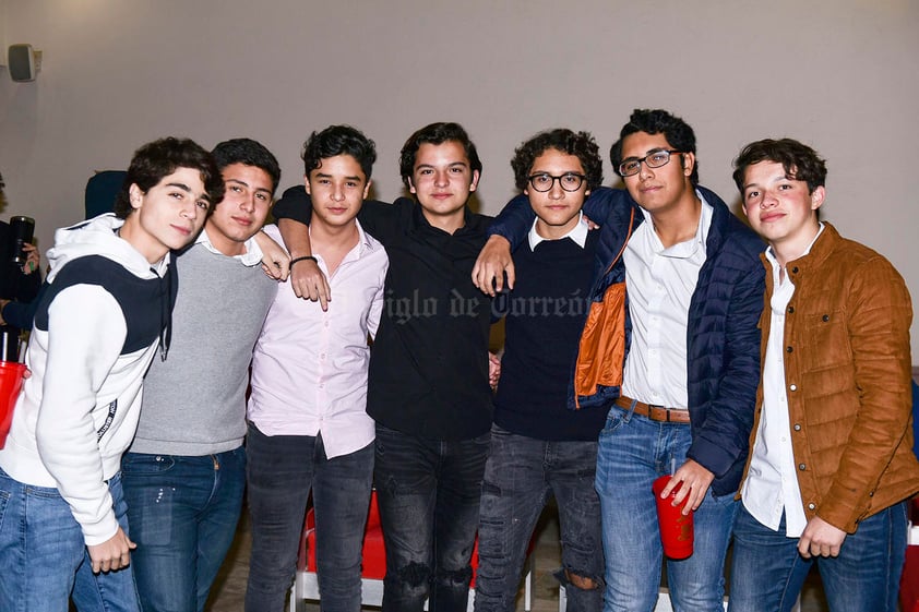 Evaristo,Ignacio,Diego,Claudio,Ewan,Francisco y Santiago.