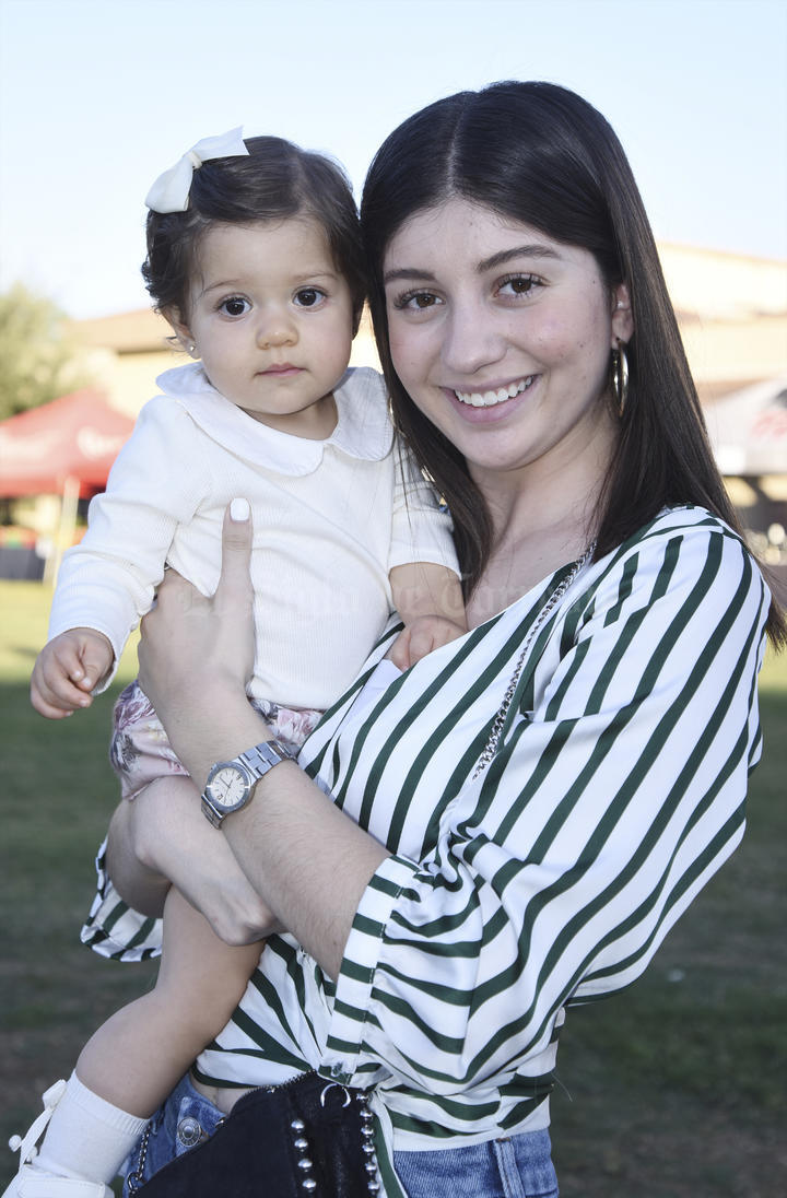 Nayla y Luisa