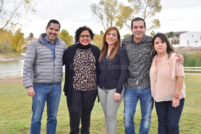 Osvaldo, Sofía, Ana Isabel , Luis Antonio y Rosa