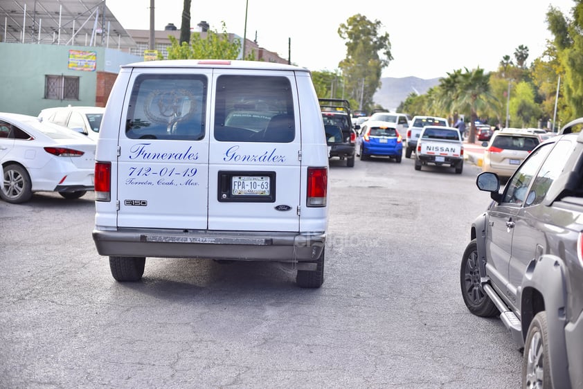 Dos muertos y 4 heridos tras disparos en colegio de Torreón