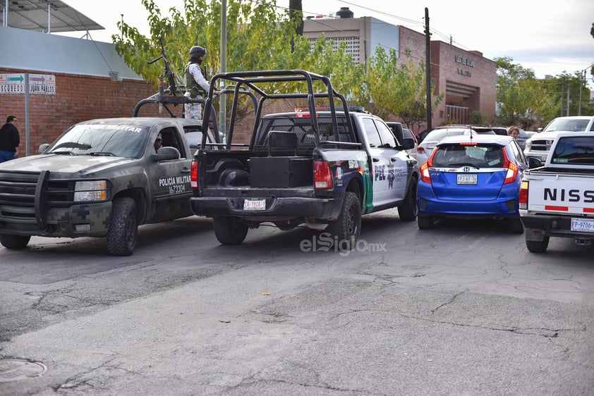 Dos muertos y 4 heridos tras disparos en colegio de Torreón