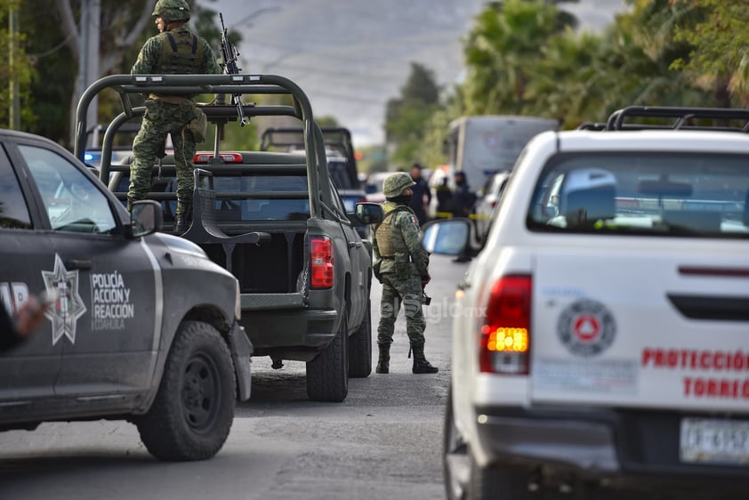 Dos muertos y 4 heridos tras disparos en colegio de Torreón