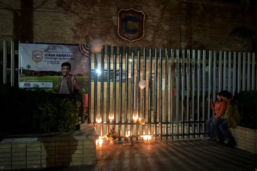 Dos muertos y 4 heridos tras disparos en colegio de Torreón