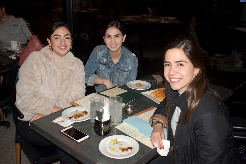 Natalia, Paulina y Nayibe