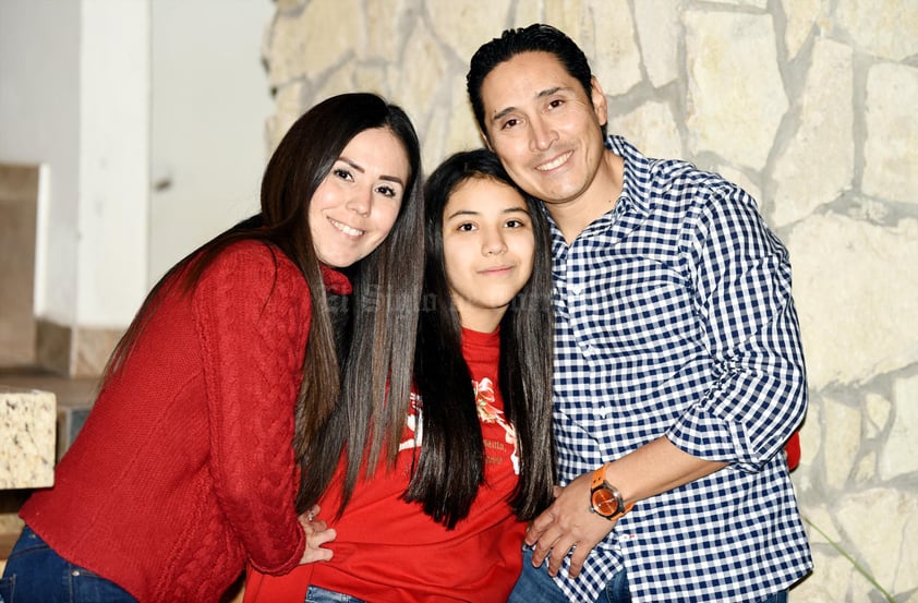 Fernanda Rodriguez Galindo, Roberto Rodriguez Madrid y Monica Galindo Herrera