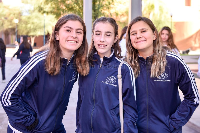 Victoria, Maria Jose y Pilar.