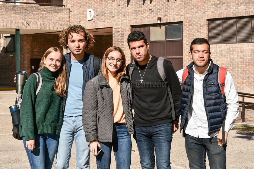 Susana,Sebastian,Daniela,Raul y Jose Luis.