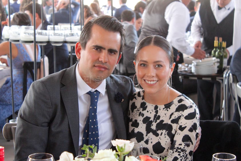 Adrian Lopez y Andrea Herrera.