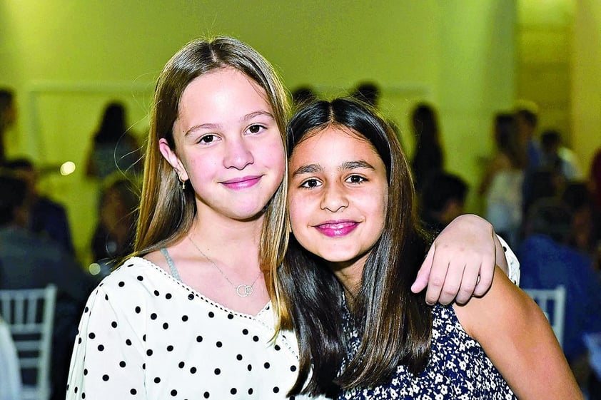 Mariana Lopez y Naxiely Torres.