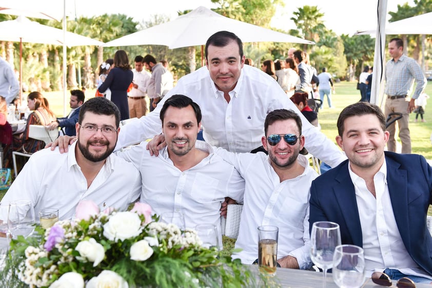 Afredo Bustos,Juan Carlos Arriaga,Fernando Marroquin,Carlos Alatorre y Ricardo Seceña.