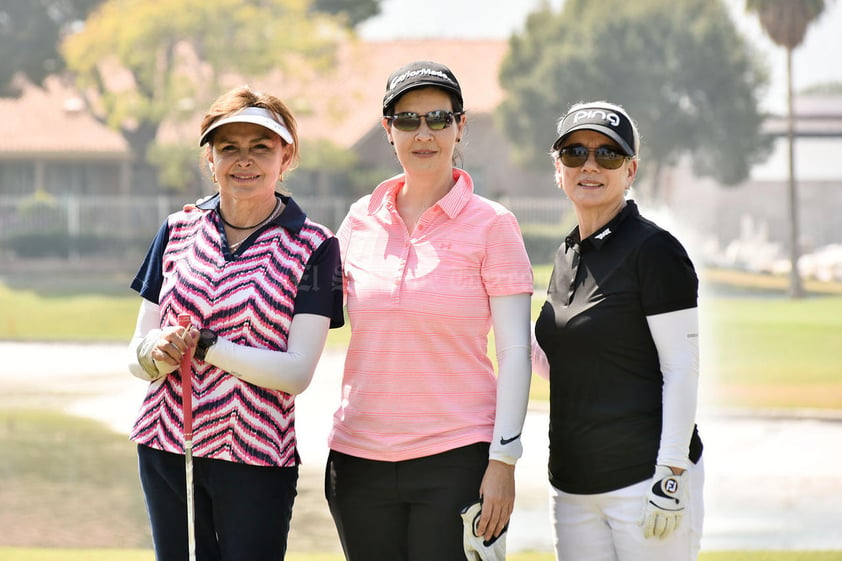 Laura Jaime,Malena Dueñes y Silvia Gutierrez.