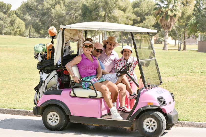 Susana Chavarria,Elsira Pizarro,Yolanda Garcia y Cecy Alduzin.