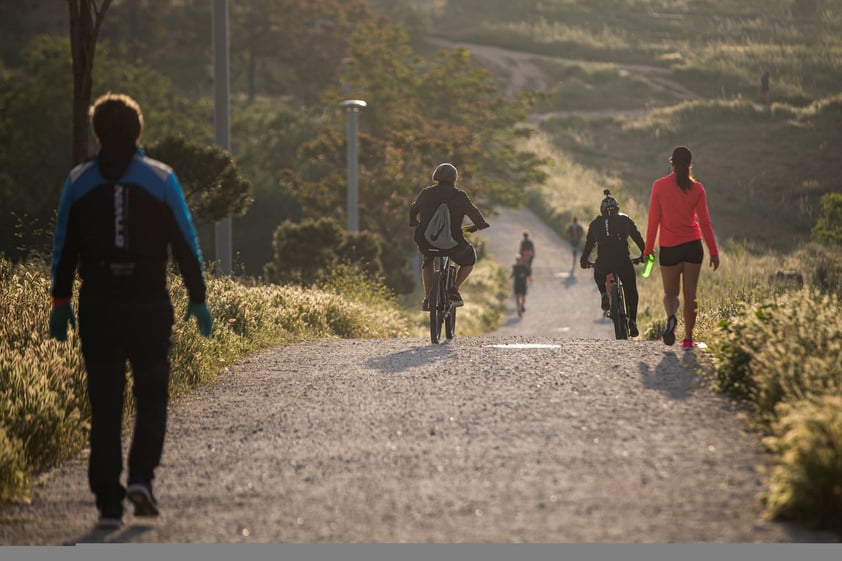 Desde el pasado domingo ya podían salir a pasear una hora diaria los menores de 14 años, acompañados de un adulto.