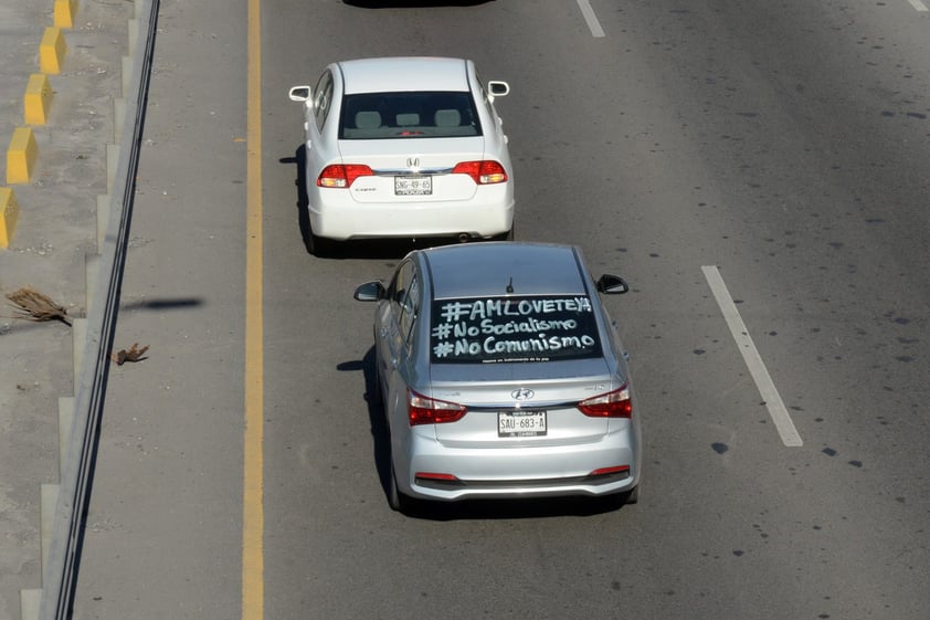 Ciudadanos protestan en diversos puntos de México en contra de AMLO