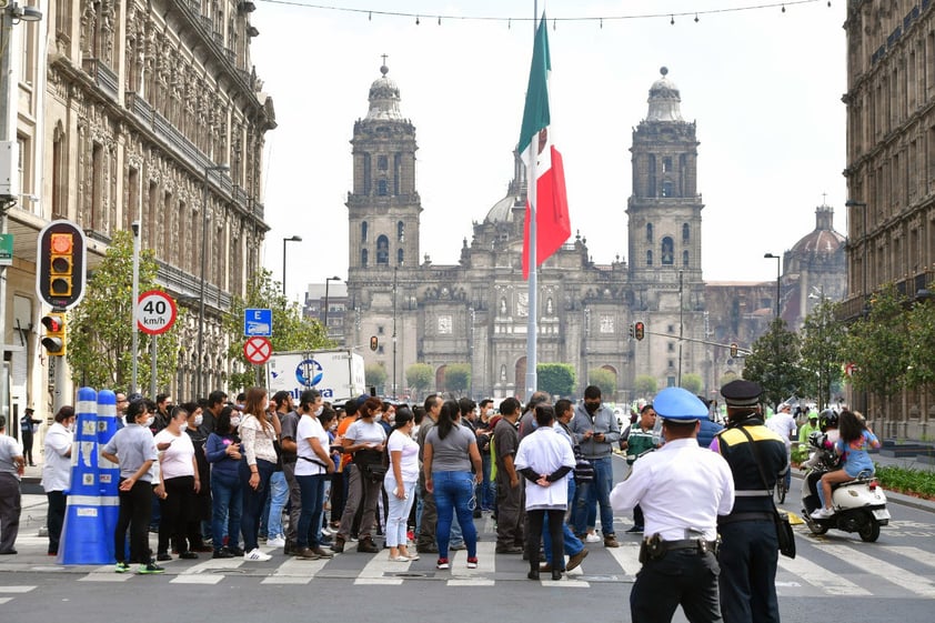 El epicentro fue a 12 kilómetros al sureste de Crucecita, Oaxaca