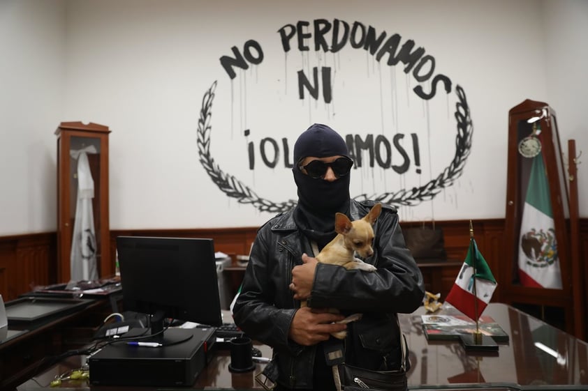 Exigen renuncia de la titular, Rosario Piedra